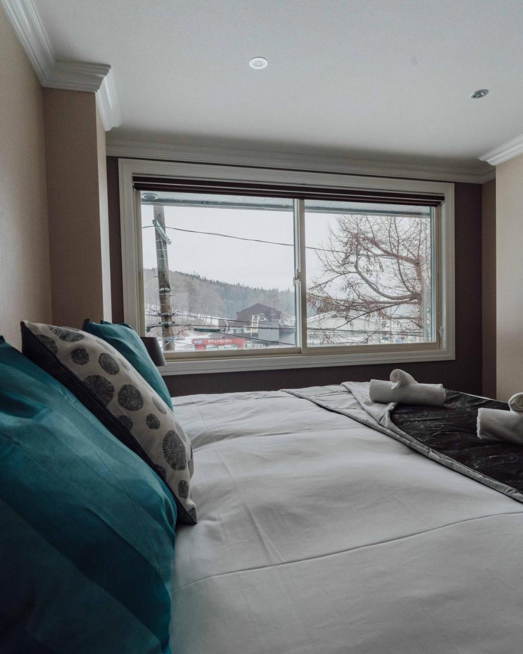 Ski-In, Ski-Out Hatsuyuki Apartments Hakuba Buitenkant foto
